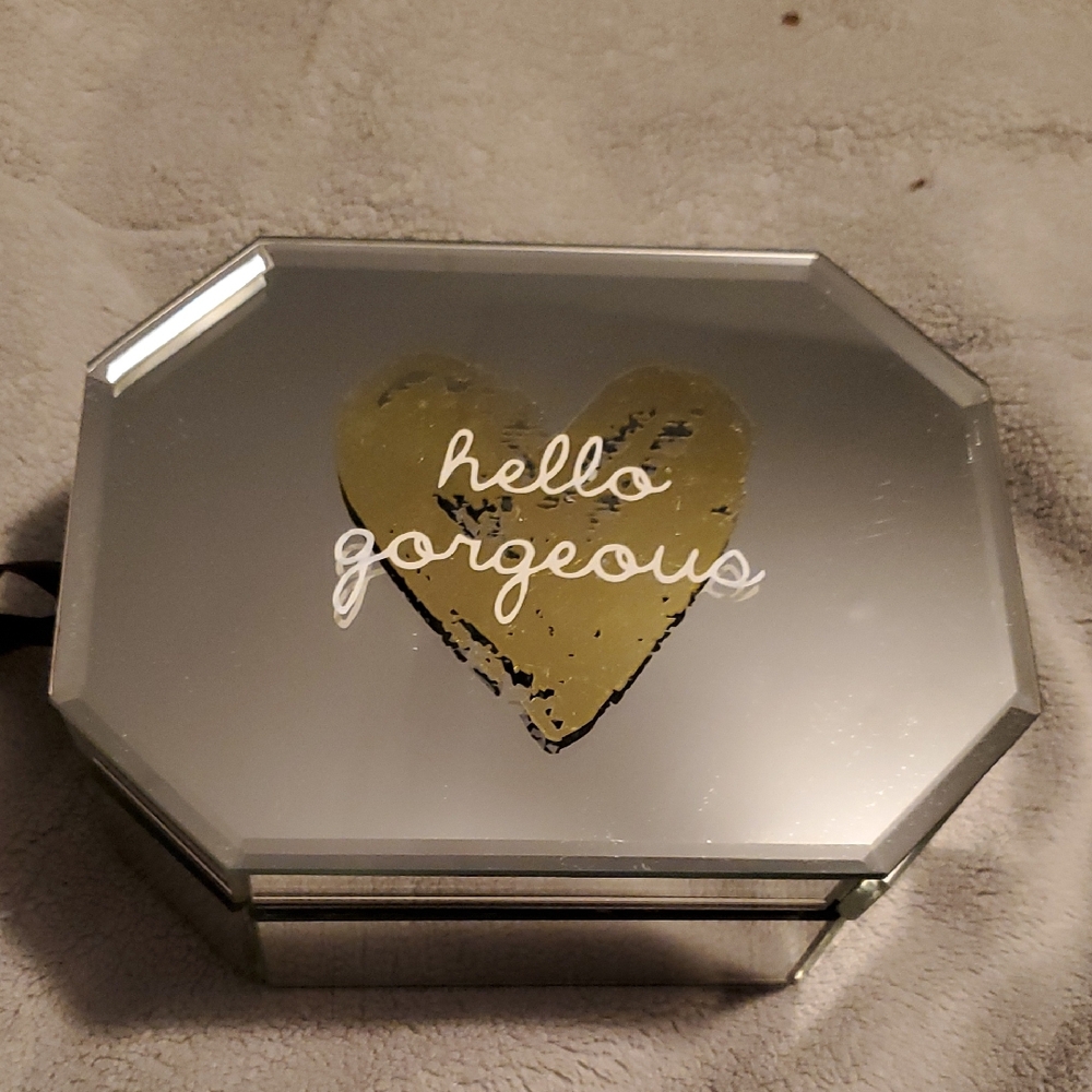 Kensie Mirrored Jewelry Box with Heart Accent